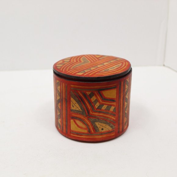 Vintage Native Tribal Round Box lined with Leather - Picture 1 of 6